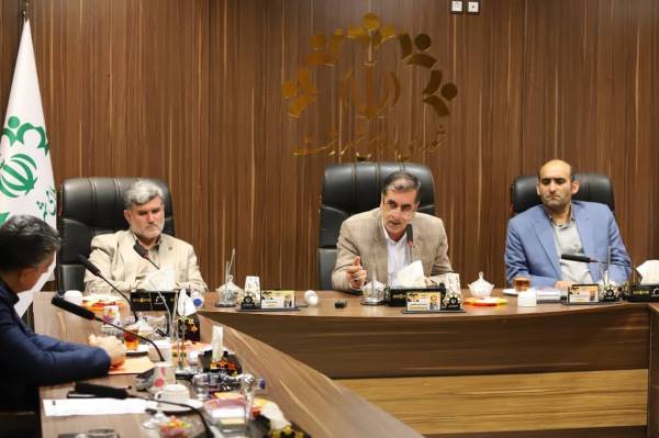 ما در انتصاب مدیران دخالت نمیکنیم اما نظارت بر امور، وظیفه ذاتی ما در شورای شهر است ما در انتصاب مدیران دخالت نمیکنیم اما نظارت بر امور، وظیفه ذاتی ما در شورای شهر است
