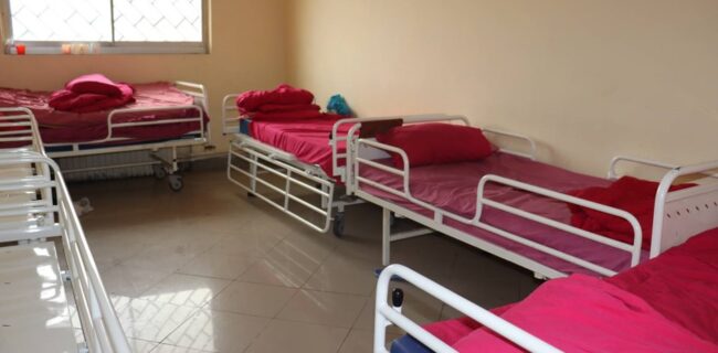 نوسازی بخش‌های درمانی مرکز آموزشی و درمانی شفا با خرید ۵۰ تخت بیمارستانی جدید